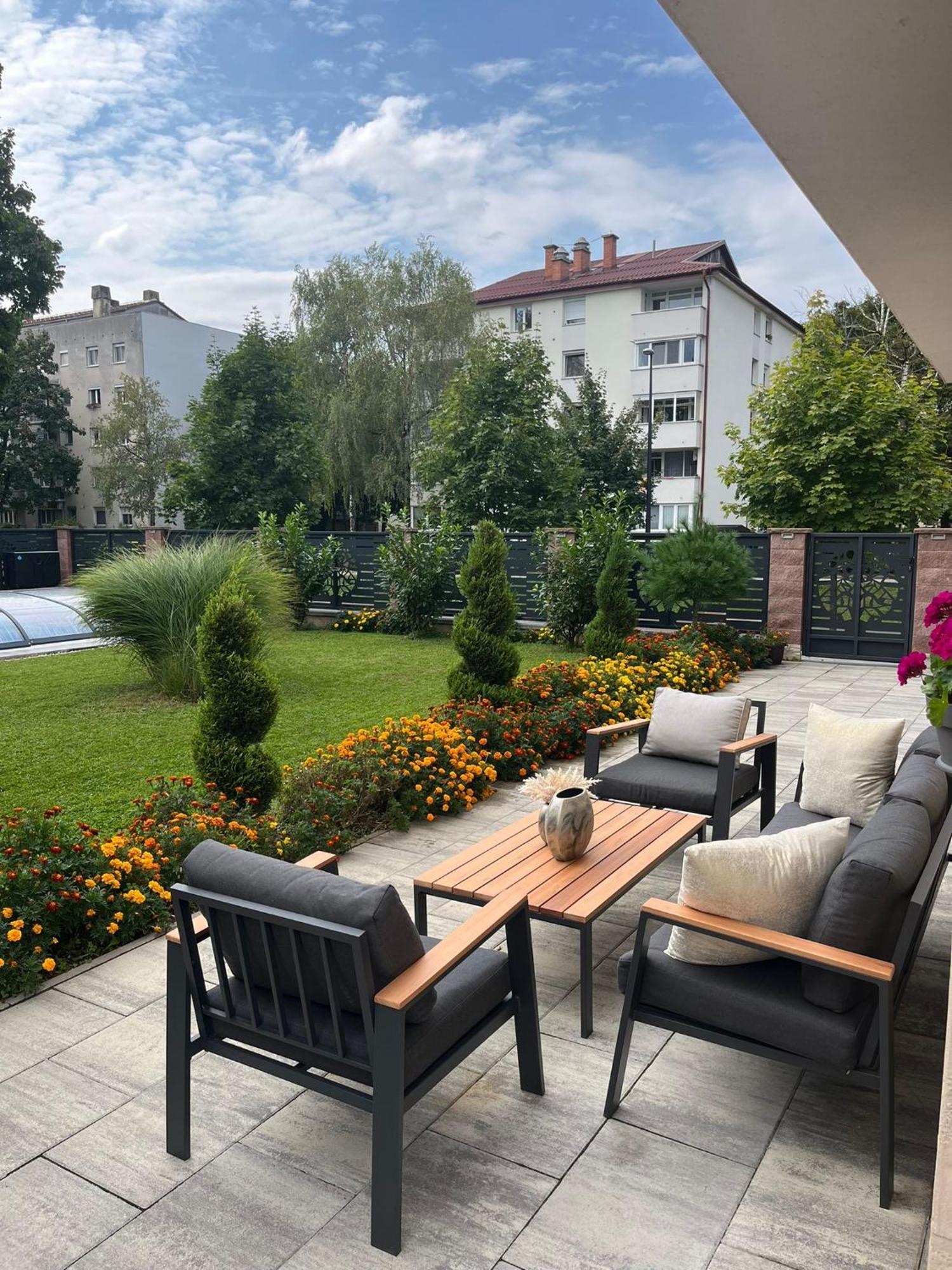 Villa Moste With Pool & Ev Station Ljubljana Buitenkant foto