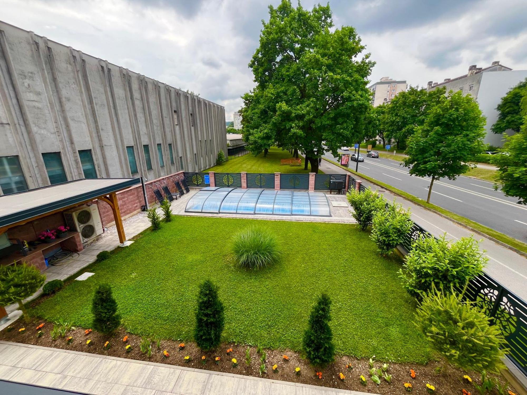 Villa Moste With Pool & Ev Station Ljubljana Buitenkant foto